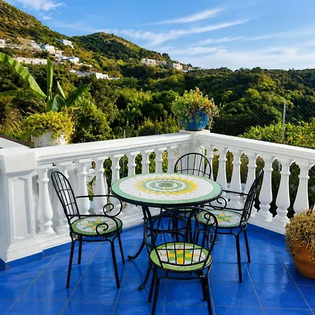 Casa Simonetta Il Glicine * Понца